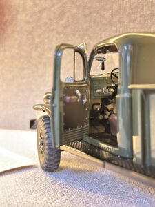 1946 DODGE POWER WAGON Pickup Truck Army Green 17