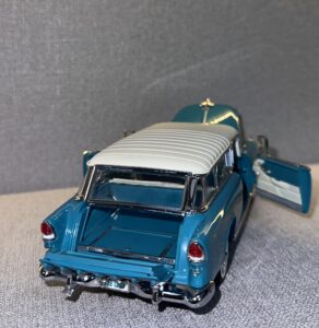 1955 CHEVROLET NOMAD Turquoise Cream.5 heic