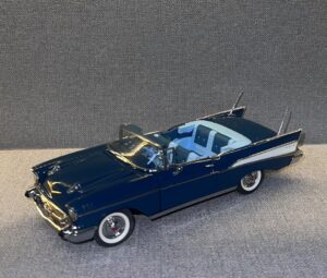 1957 CHEVROLET BEL AIR Convertible Blue.11 heic