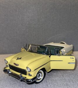 1957 CHEVROLET BEL AIR Convertible Yellow.1 heic