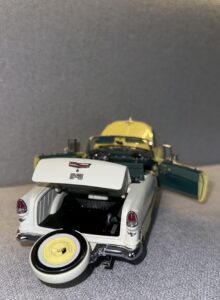 1957 CHEVROLET BEL AIR Convertible Yellow.3 heic