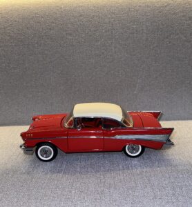 1957 CHEVROLET BEL AIR Coupe Red (used).3 heic