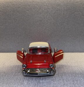 1957 CHEVROLET BEL AIR Coupe Red (used).6 heic