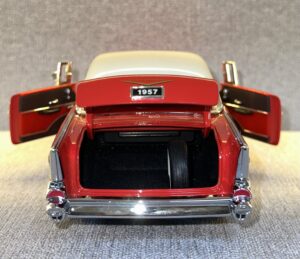 1957 CHEVROLET BEL AIR Coupe Red (used).8 HEIC