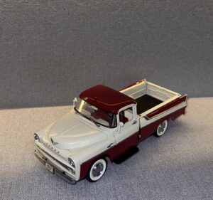 1957 DODGE SWEPTSIDE D100 Pickup Truck Red & Beige 2