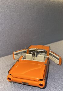 1962 FORD THUNDERBIRD CUSTOM Orange.3 heic