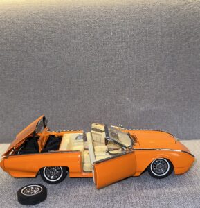 1962 FORD THUNDERBIRD CUSTOM Orange.7 heic