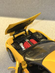CHEVROLET CORVETTE 2003 Yellow 11