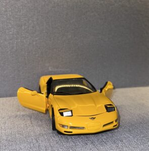 CHEVROLET CORVETTE 2003 Yellow 6