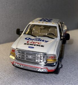 NASCAR FORD TAURUS FORD F350 CREW CAB.5 heic