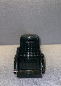 1942 Ford Pickup Dark Green.6 heic