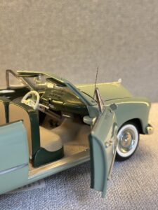 1949 Ford Custom Limited Edition Convertible Light Green.7 HEIC