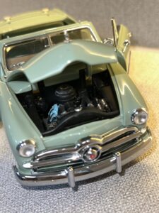 1949 Ford Custom Limited Edition Convertible Light Green.9 HEIC