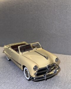 1949 Ford Custom Vintage Cream Yellow.5 heic