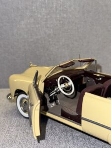 1949 Ford Custom Vintage Cream Yellow.6(2) HEIC