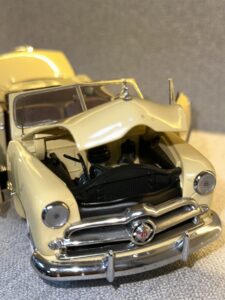 1949 Ford Custom Vintage Cream Yellow.8 HEIC