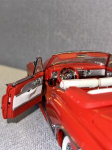 1953 Buick Skylark Limited Edition Red.6 HEIC