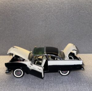 1955 Ford Fairlane Crown Victoria Black:White.12 heic