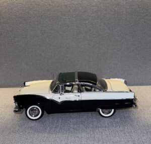 1955 Ford Fairlane Crown Victoria Black:White.2 heic