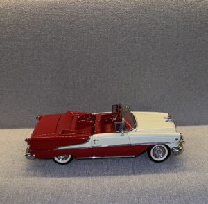 1955 Oldsmobile Super 88 Rally Red:White.3 heic