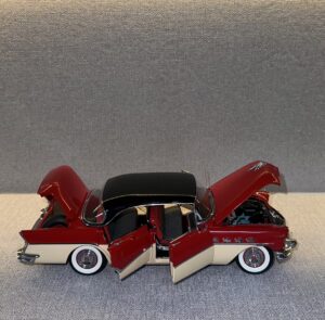 1956 Buick Roadmaster 4-door Riviera - Red.14 heic