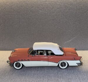 1956 Buick Roadmaster Convertible Salmon White.12 heic