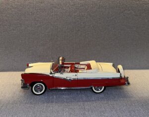 1956 FORD SUNLINER Convertible Red & Beige.2 heic