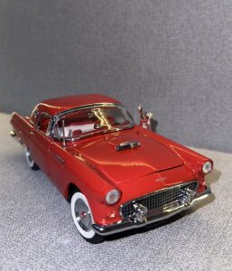 1956 Ford Thunderbird Red.12 heic