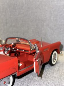 1956 Ford Thunderbird Red.8 HEIC