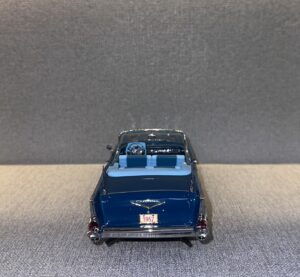 1957 CHEVROLET BEL AIR Convertible Blue.4 heic