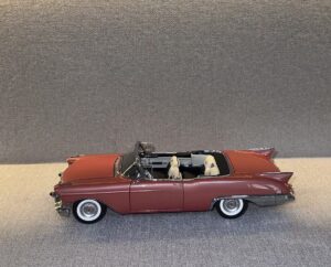 1957 Cadillac Eldorado Biarritz Vintage Dusty Rose Red.2 heic