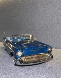 1957 Chevroelt Bel Air Used Convertible Blue (display).2 heic