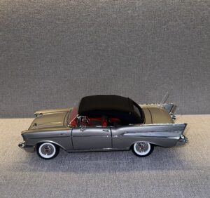 1957 Chevrolet Bel Air Fuelie Classic Silver Grey Metallic.13 heic
