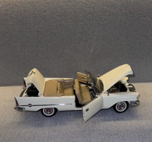1957 Chrysler 300C Convertible Vintage Cream White (used).12 heic