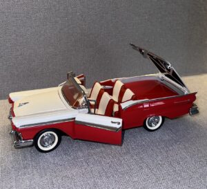 1957 Ford Fairlane 500 Red & White Two-Tone .11 heic