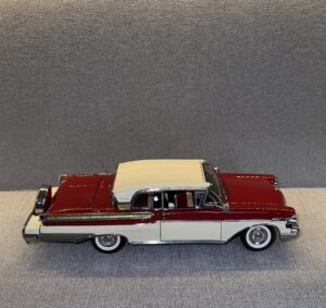 1957 Mercury Turnpike Cruiser Red with Ivory Top.2 heic