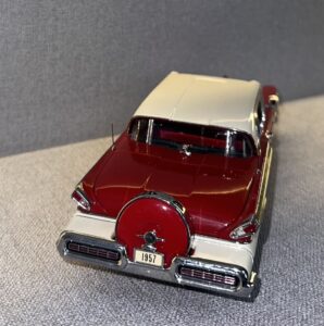 1957 Mercury Turnpike Cruiser Red with Ivory Top.3 heic