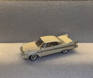 1958 Plymouth Fury Hard Top Champagne Beige Metallic.2 heic