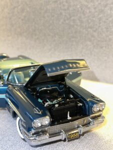 1958 Pontiac Bonneville Deep Teal Metallic.12 HEIC