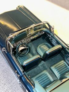 1958 Pontiac Bonneville Deep Teal Metallic.6(3) HEIC