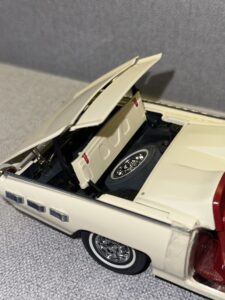 1962 Ford Thunderbird Corinthian White.11 HEIC
