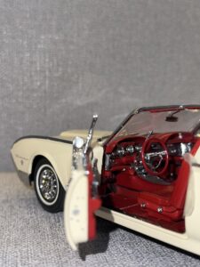 1962 Ford Thunderbird Corinthian White.6 HEIC