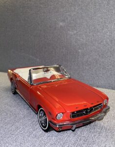 1964 FORD MUSTANG Convertible Red.4 heic