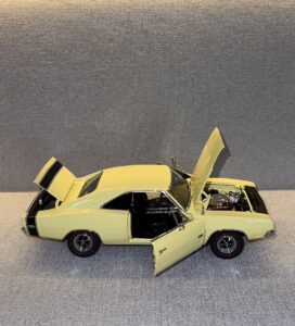 1969 Dodge Charger R:T Yellow.12 heic