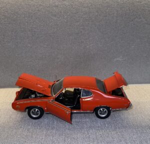 1969 Pontiac GTO JUDGE Orange.12 heic