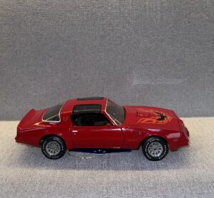 1977 Pontiac Trans Am Exclusive Red.5 heic