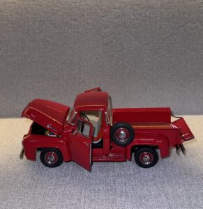 Ford F100 PICKUP 1956 Red.13 heic
