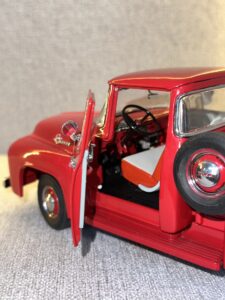 Ford F100 PICKUP 1956 Red.6 HEIC