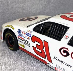 NASCAR CHEVROLET MONTE CARLO CHEVROLET CREW CAB.17 HEIC