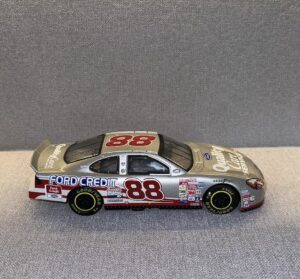 NASCAR FORD TAURUS FORD F350 CREW CAB TRAILER.10 heic